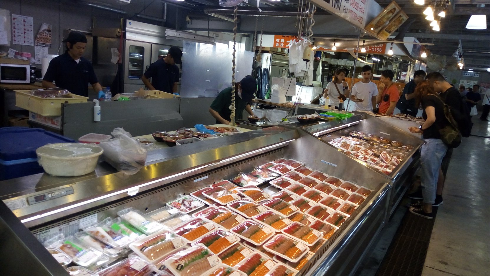 No 26. Visit a local fish market in Okinawa Oki Social