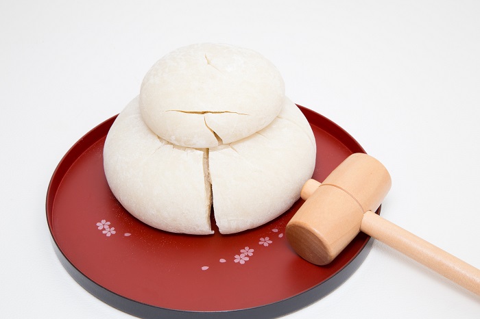 Traditional Kagami Mochi