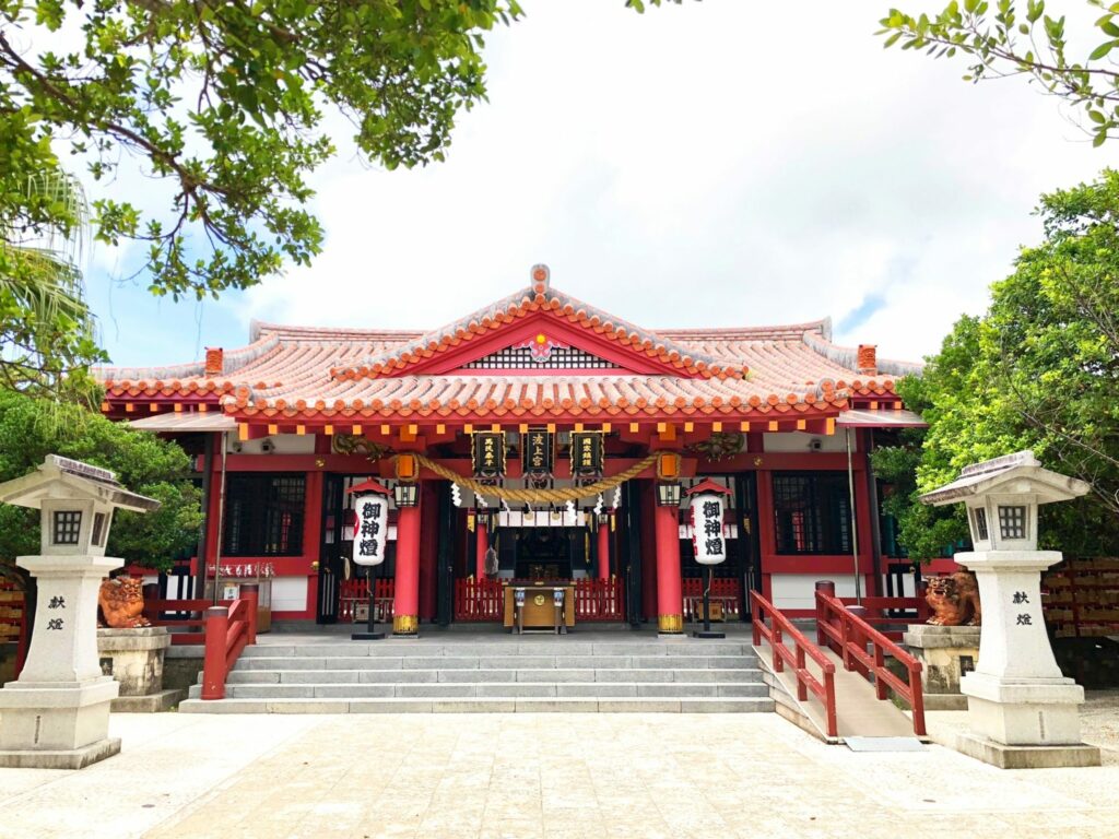 Naminoue Shrine (Naha City)