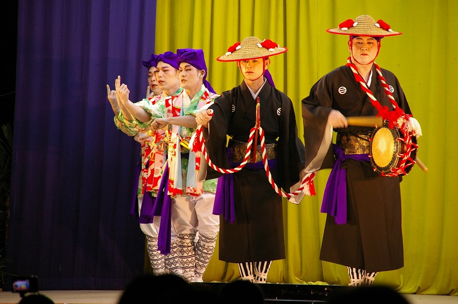Hachigatsu Ashibi